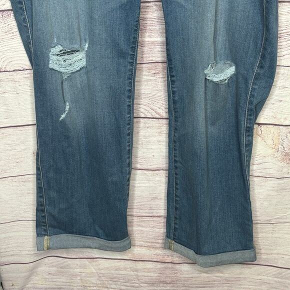 Torrid Weekend Mid Rise Super Soft Boyfriend Straight Pull on Jeans Size 4X New - Picture 11 of 13